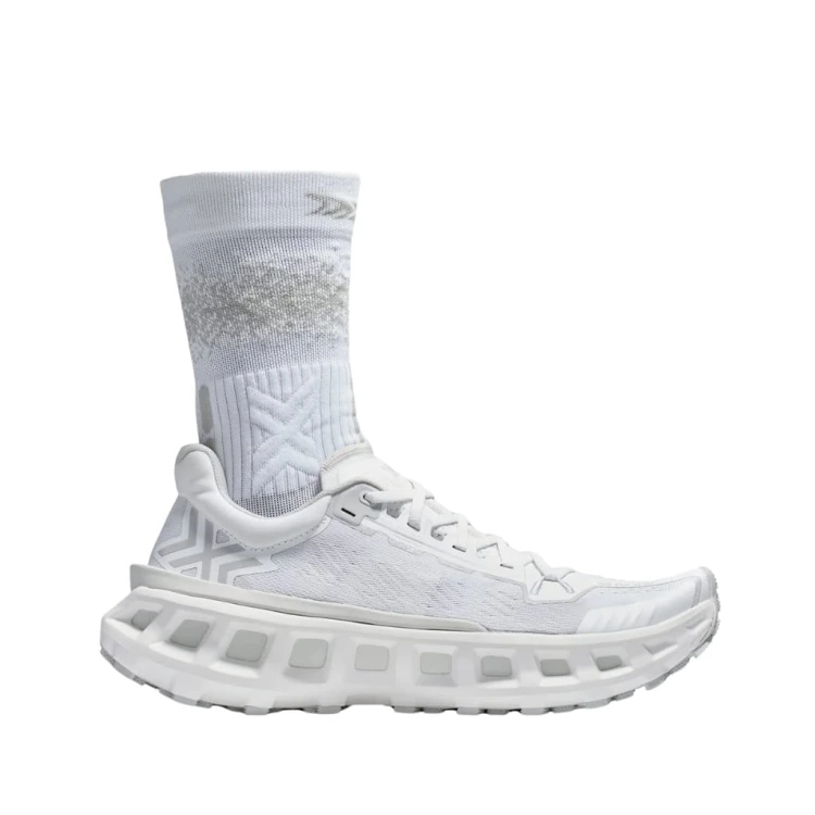 Buty biegowe X-BIONIC Terraskin X03 x white/silver grey