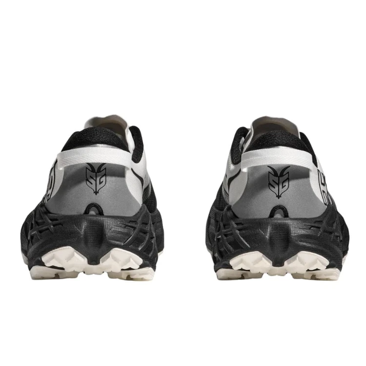 Buty biegowe męskie HOKA Speedgoat 7 black / white